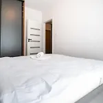 Appartamento Raciborska 2-bedroom By Bookinghost