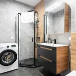 Raciborska 2-bedroom By Bookinghost Katowice
