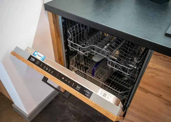 Raciborska 2-bedroom By Bookinghost Apartment Katowice